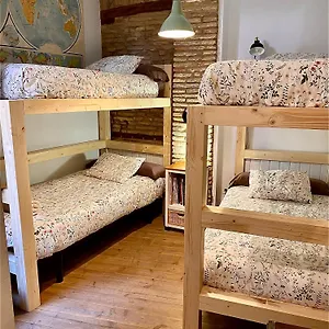 https://la-casa-rota-de-granada.es-andalucia.com